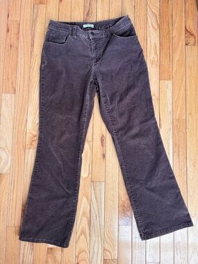 St. John’s Bay Brown Corduroy Bootcut Jeans Women’s 8 Petite